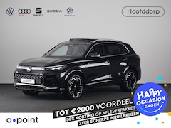 Volkswagen Tiguan - 1.5 eHybrid R-Line Edition 204 pk Automaat (DSG) | Verlengde garantie | Navigatie | Panora