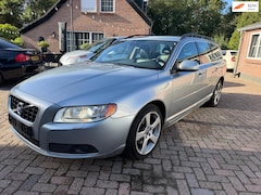 Volvo V70 - 1.6 T4 Limited Edition AUTOMAAT-LEER-NIEUWE APK