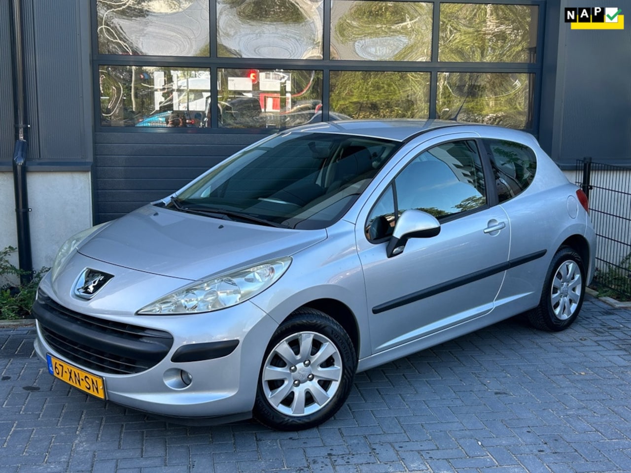 Peugeot 207 - 1.4 Color-line | Airco | Origineel nederlands | Volledige dealer historie aanwezig - AutoWereld.nl