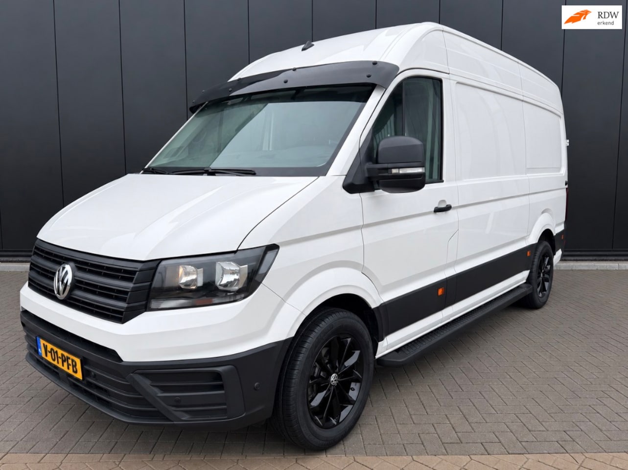 Volkswagen Crafter - 2.0 TDI L3H3 AUTOMAAT CRUISE CONTROL CAMERA PDC - AutoWereld.nl