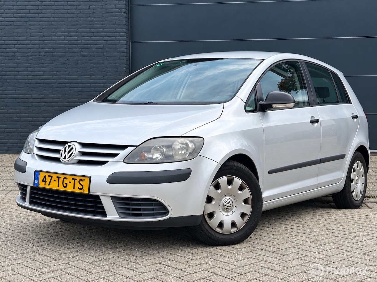 Volkswagen Golf Plus - 1.6 Comfortline Business 1.6 Comfortline Business - AutoWereld.nl