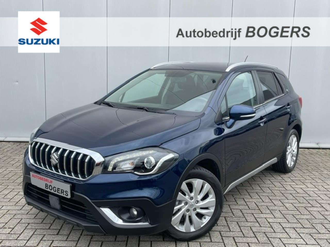 Suzuki S-Cross - 1.0 Boosterjet Exclusive Navigatie, Climate Control, Cruise Control, 17"Lm,  Stoelverwarmi - AutoWereld.nl