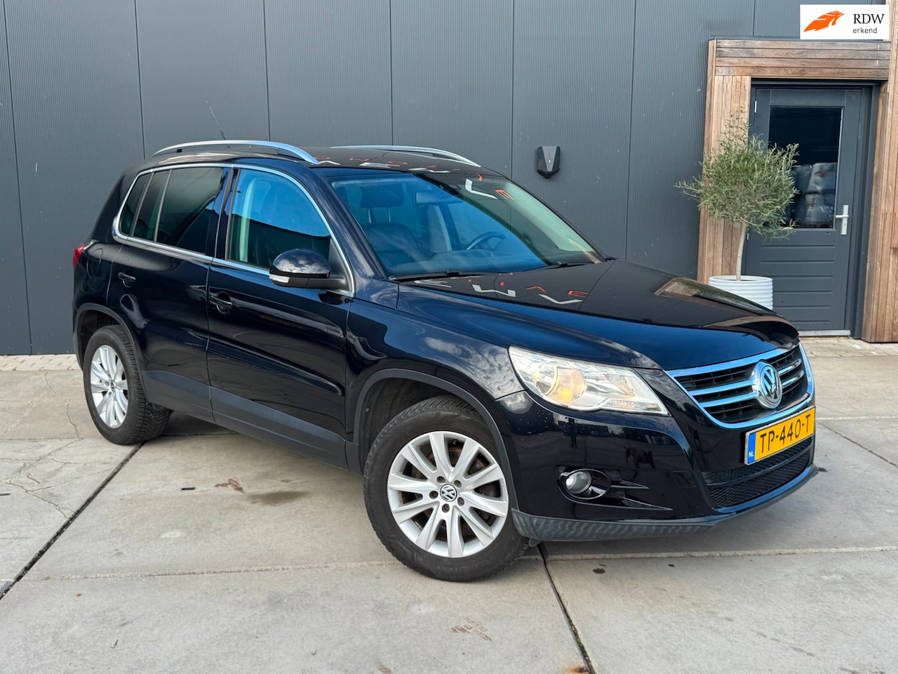 Volkswagen Tiguan - 1.4 TSI Trend&Fun 4Motion 4x4 2008 Airco Pano Trekhaak Stoelverwarming PDC - AutoWereld.nl
