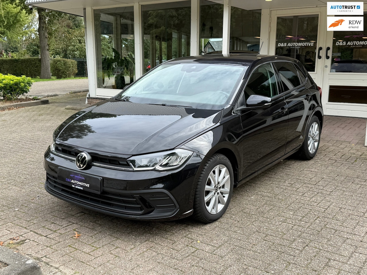 Volkswagen Polo - 1.0 TSI R-Line automaat/carplay/digitaldash,climat/dealer - AutoWereld.nl