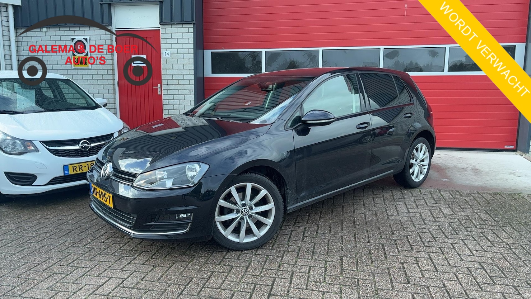 Volkswagen Golf - 1.4 TSI Business Edition Connected AUTOMAAT / CARPLAY / STOELVERW / CAMERA / CLIMA / PDC / - AutoWereld.nl
