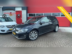 Volkswagen Golf - 1.4 TSI Business Edition Connected AUTOMAAT / CARPLAY / STOELVERW / CAMERA / CLIMA / PDC /
