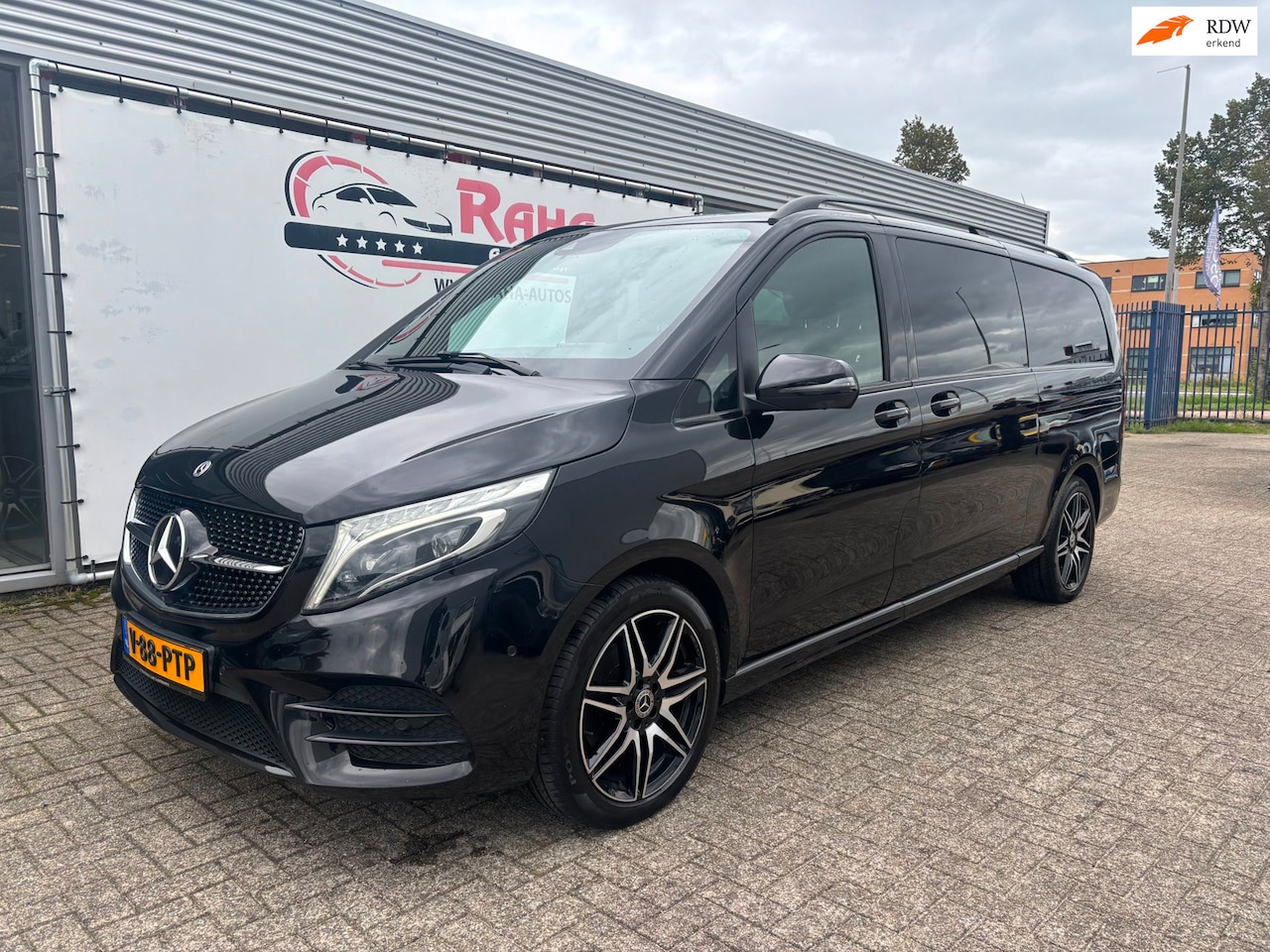 Mercedes-Benz V-klasse - 300d Extra Lang DC Avantgarde Edition 300d Extra Lang DC Avantgarde Edition - AutoWereld.nl