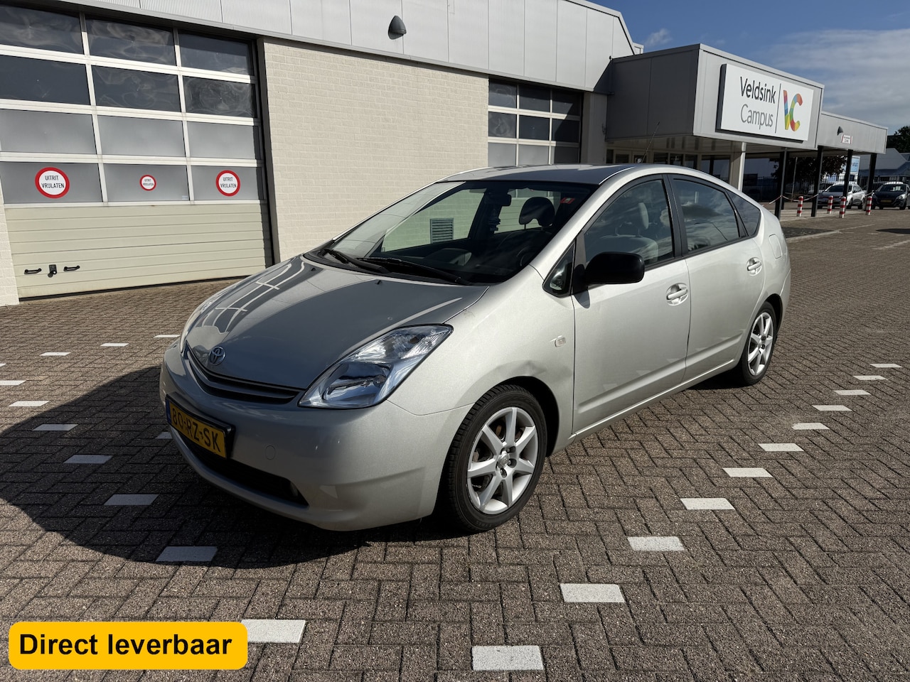 Toyota Prius - 1.5 VVT-i Aut. Navigatie Airco (Export) - AutoWereld.nl