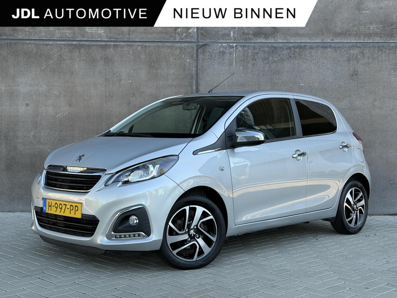 Peugeot 108 - 1.0 e-VTi Allure | CarPlay | Camera | Climate control | ORG. NL | Led | Lichtmetaal | - AutoWereld.nl