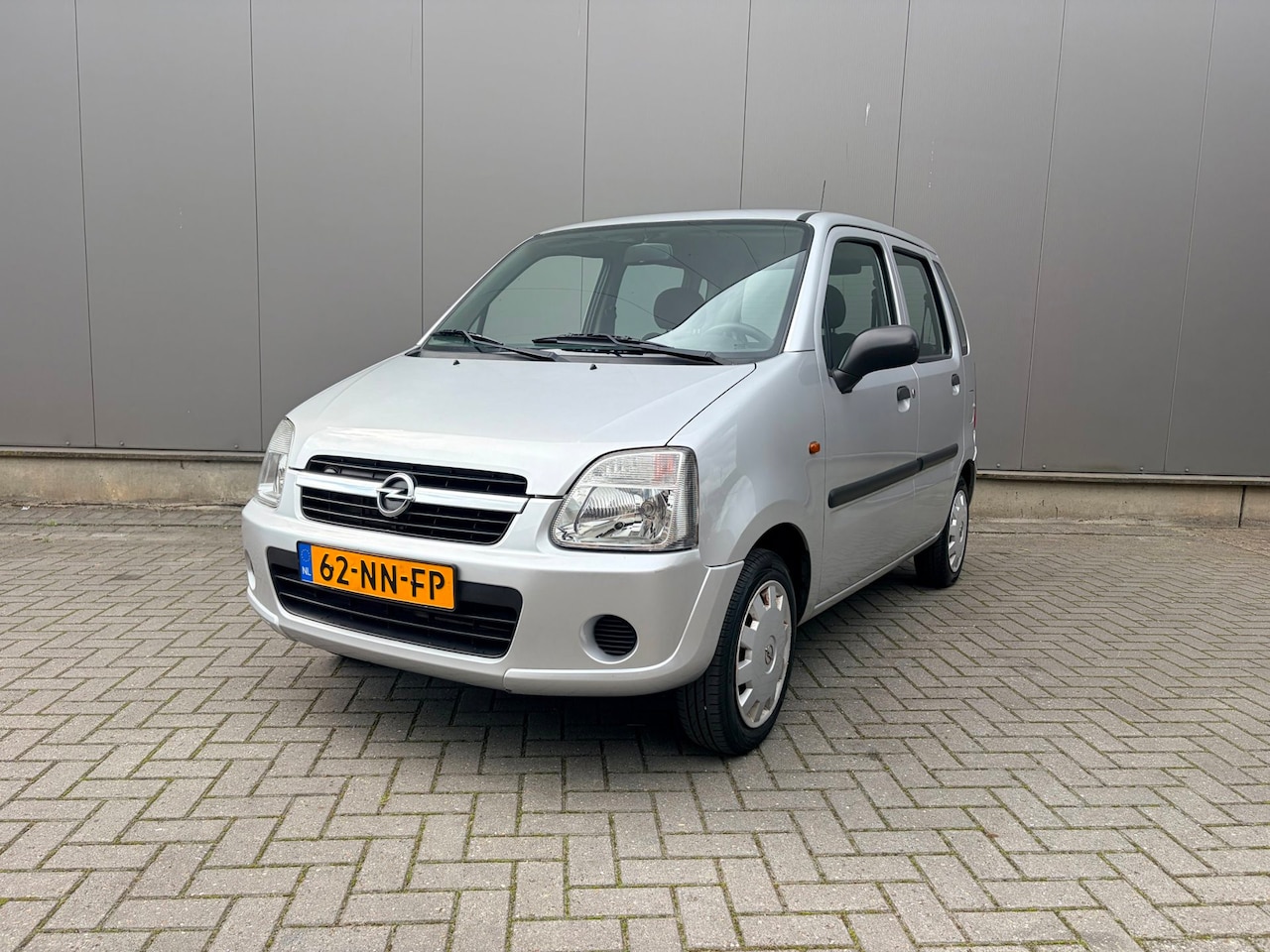 Opel Agila - 1.0-12V Essentia 1.0-12V Essentia - AutoWereld.nl