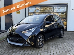 Toyota Aygo - 1.0 VVT-i x-play Automaat | 59.493 KM | Camera | Airco | 5-Deurs | LM Velgen