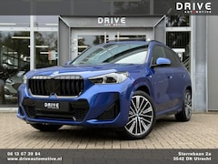 BMW X1 - xDrive30e 326PK M-Sport |Full Option|Pano|H/K|DrivingAssProf|Innovation|20"|Trekhaak