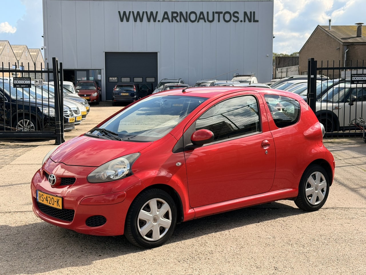 Toyota Aygo - 1.0-12V Comfort 1.0-12V Comfort, NIEUWE KOPPELINGSSET, APK TOT 10-09-27, STUURBEKRACHTRIGING, ELEK-RAMEN, - AutoWereld.nl