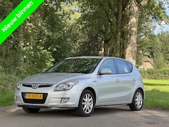 Hyundai i30 - 1.4i Blue Dynamic 2de eigenaar