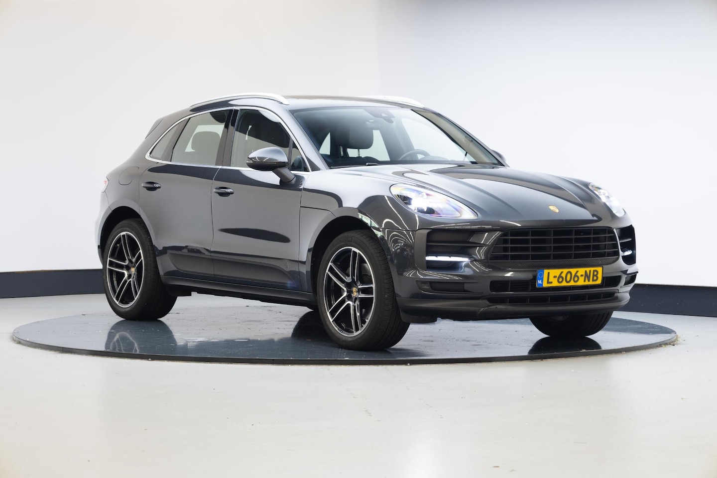Porsche Macan - 2.0 | Panoramadak | Leder | 20 Inch | - AutoWereld.nl