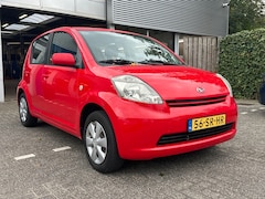 Daihatsu Sirion 2 - 1.0-12V Trend Airco Android auto Koppeling is vernieuwd