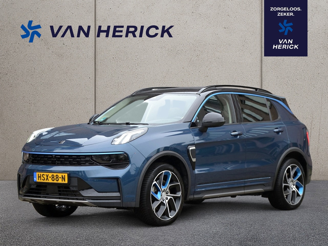 Lynk & Co 01 - 1.5 Plug-In Hybrid | Panoramadak | 360 Camera | Infinity Audio - AutoWereld.nl