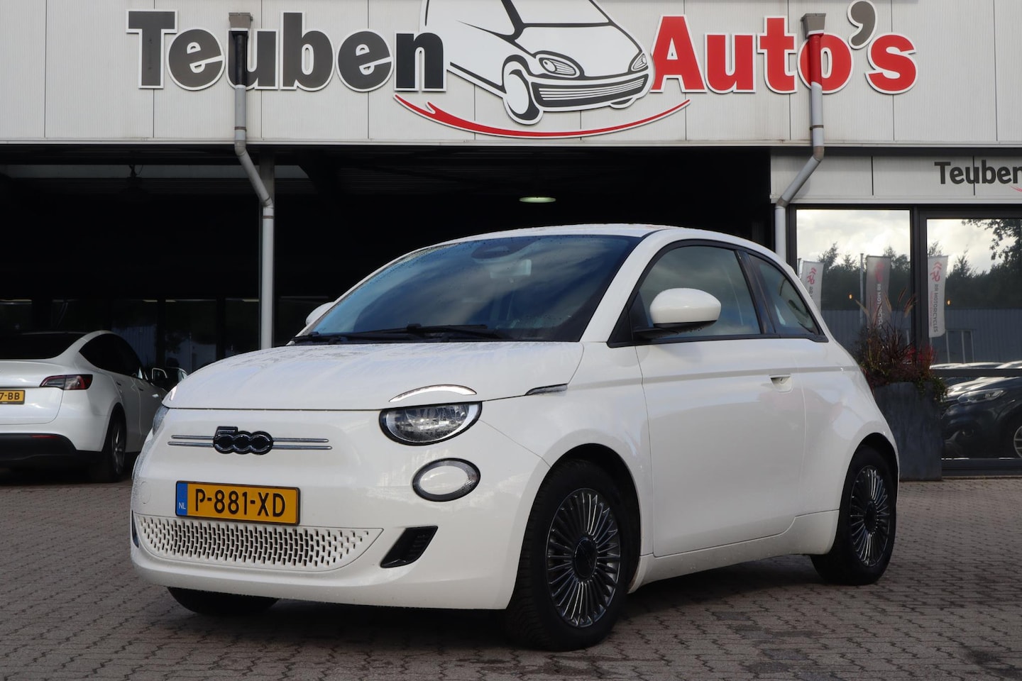 Fiat 500 - Icon 42 kWh | SOH 92,2% | Virtual Cockpit | Navigatie | Apple Carplay/Android Auto | Cruis - AutoWereld.nl
