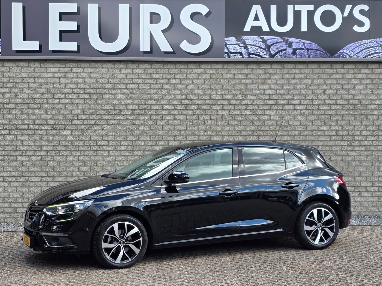 Renault Mégane - 1.3 TCe Bose Camera/Trekhaak - AutoWereld.nl