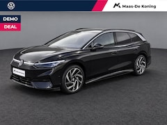 Volkswagen ID.7 Tourer - Pro Business 77 kWh / 286pk Stuur- & Stoelverwarming · 360 Camera · Trekhaak · IQ.LIGHT ·