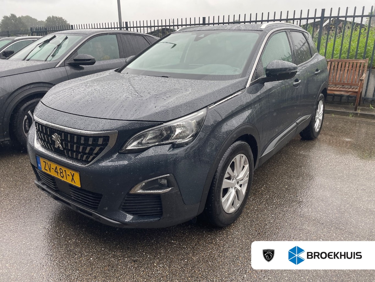 Peugeot 3008 - 1.2 PureTech Active | Navigatie | Apple carplay | Trekhaak | Bluetooth | NL auto | 53.000k - AutoWereld.nl