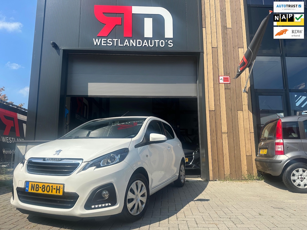Peugeot 108 - 1.0 e-VTi Blue Lion/ZUINIG/airco/dealer-ondh/2 sleutels/nette auto - AutoWereld.nl