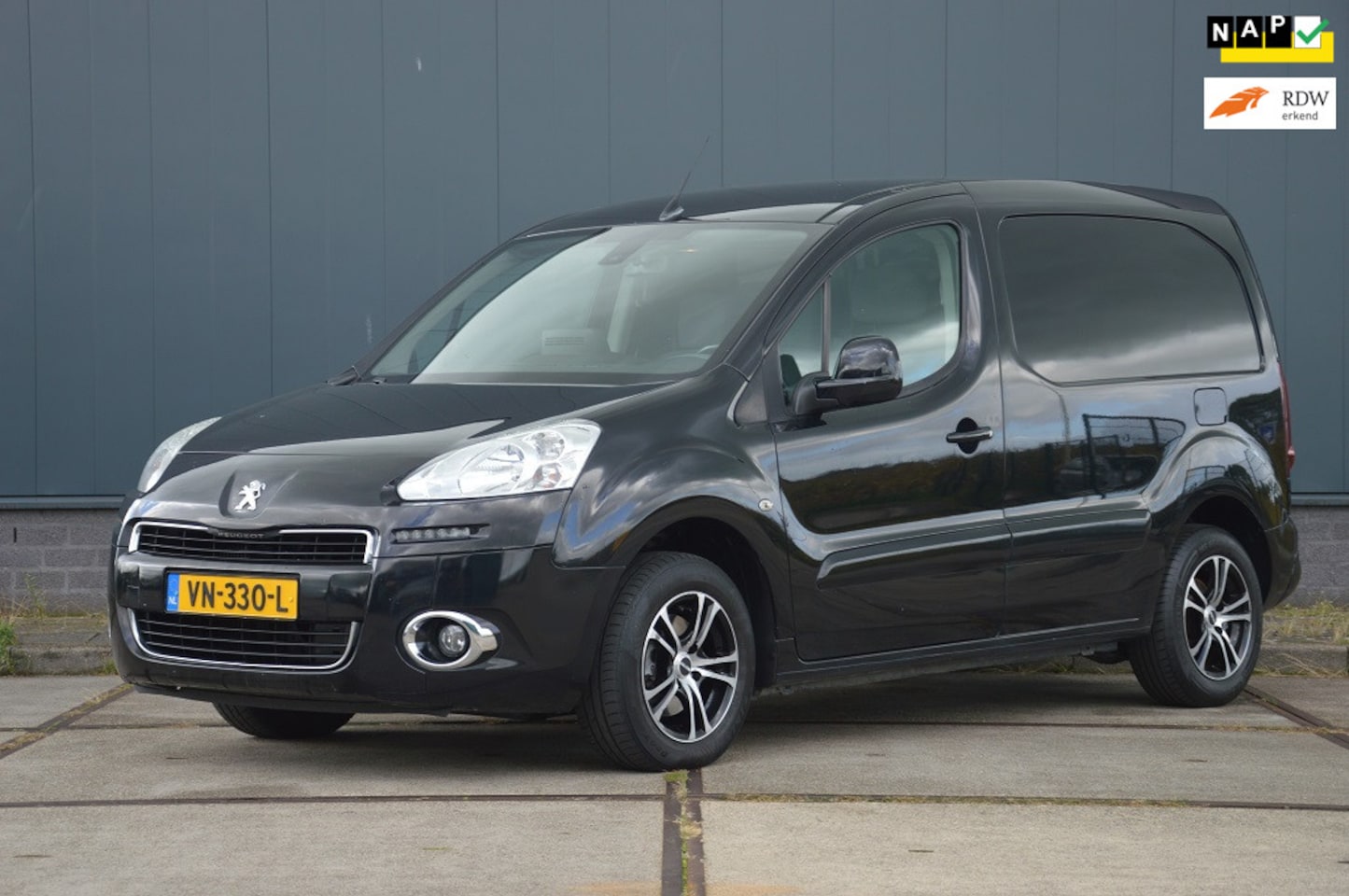 Peugeot Partner - 120 1.6 e-HDI L1 90PK Euro 5 Navteq Airco 3 Zits Schuifdeur - AutoWereld.nl