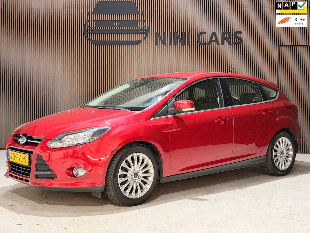 Ford Focus - 1.6 EcoBoost First Edition 1.6 EcoBoost First Edition, 2de eigenaar - AutoWereld.nl