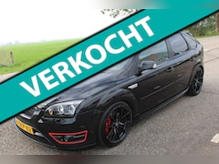 Ford Focus - 2.5-20V ST // 5-DRS //