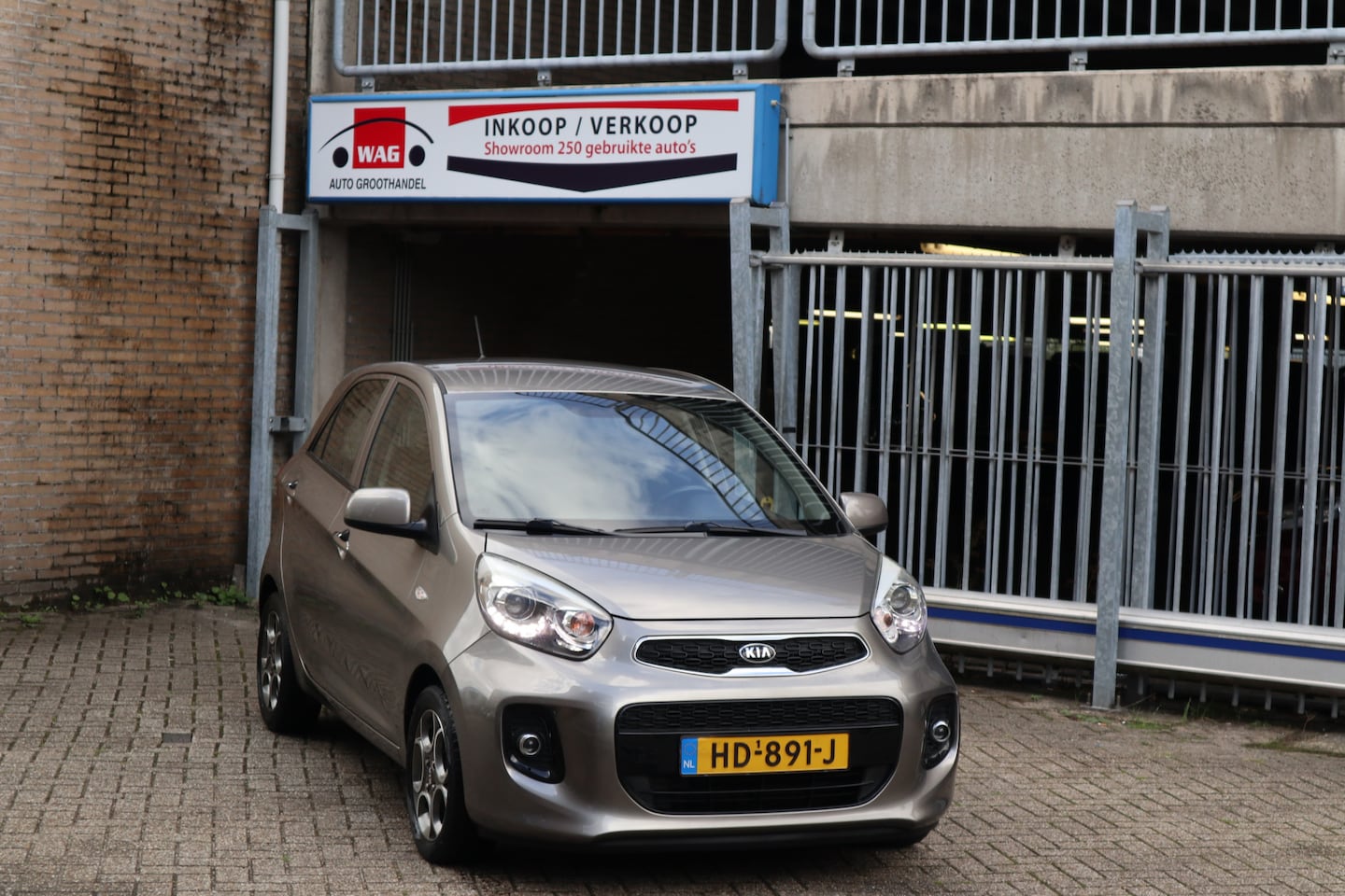 Kia Picanto - 1.2 CVVT DynamicLine 1.2 CVVT DynamicLine - AutoWereld.nl