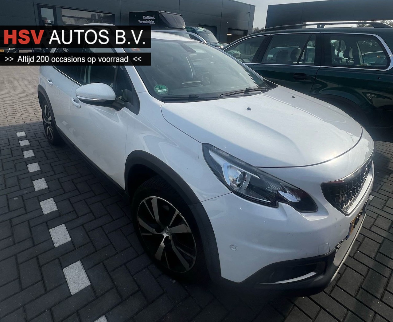 Peugeot 2008 - 1.2 PureTech Allure navi LM airco org NL - AutoWereld.nl