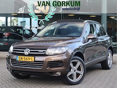 Volkswagen Touareg - 3.0 TSI Hybrid Highline Navi / Luchtvering / Camera /Leder / Pdc / Elekramen / Volledig on