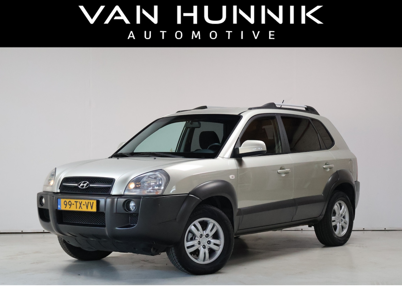 Hyundai Tucson - 2.0i Style | Airco | Cruise | Trekhaak | Nap | - AutoWereld.nl