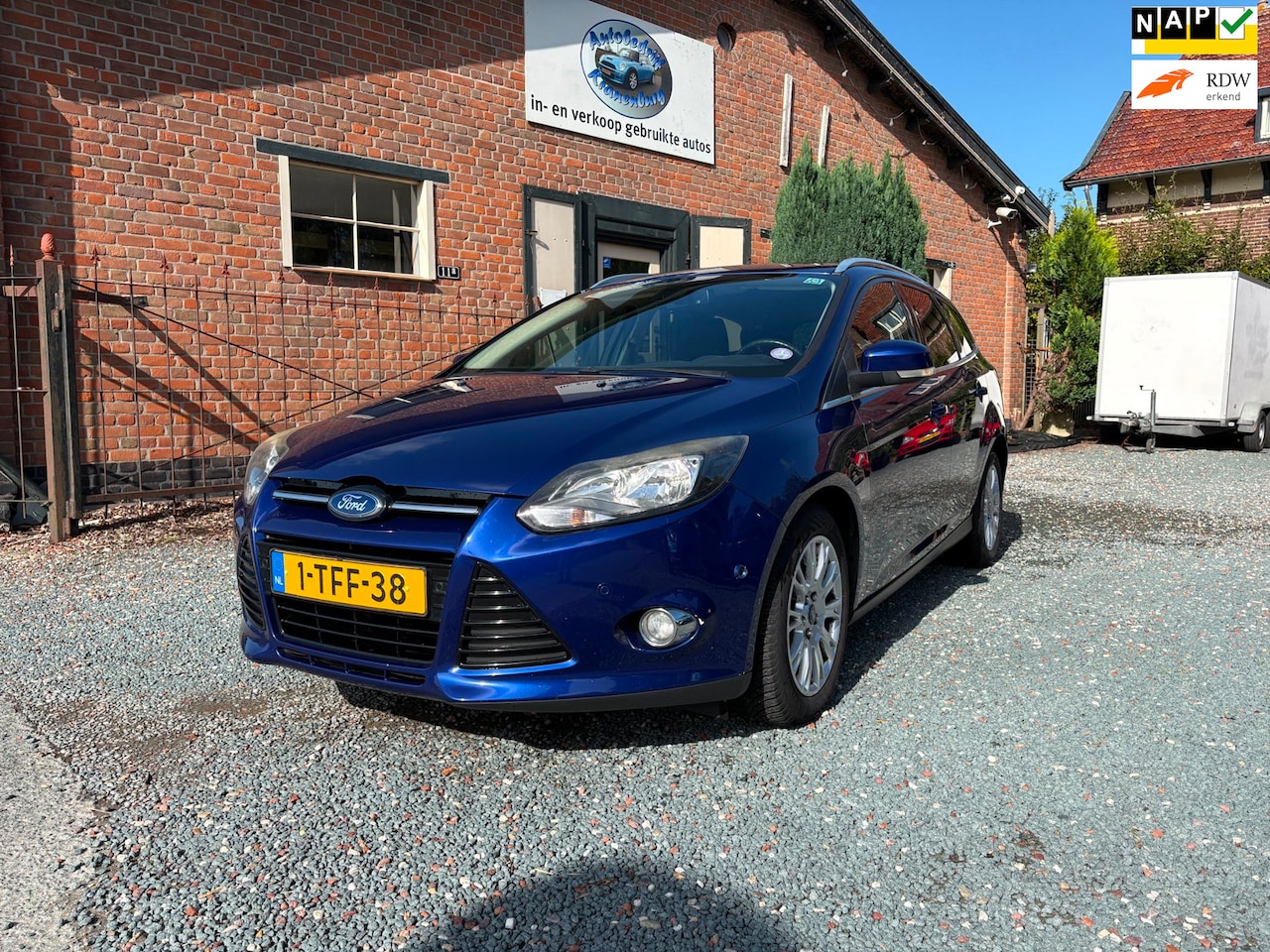 Ford Focus Wagon - 1.0 EcoBoost Edition Plus 1.0 EcoBoost Edition Plus ( Climate controle + Cruise Controle +Trekhaak ) - AutoWereld.nl
