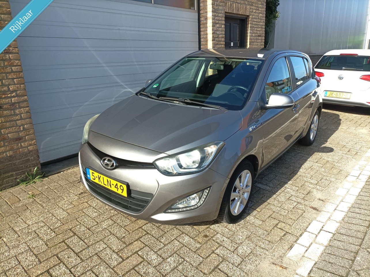 Hyundai i20 - 1.2i i-Deal Airco/Cruise NL-Auto APK 9-2027 - AutoWereld.nl
