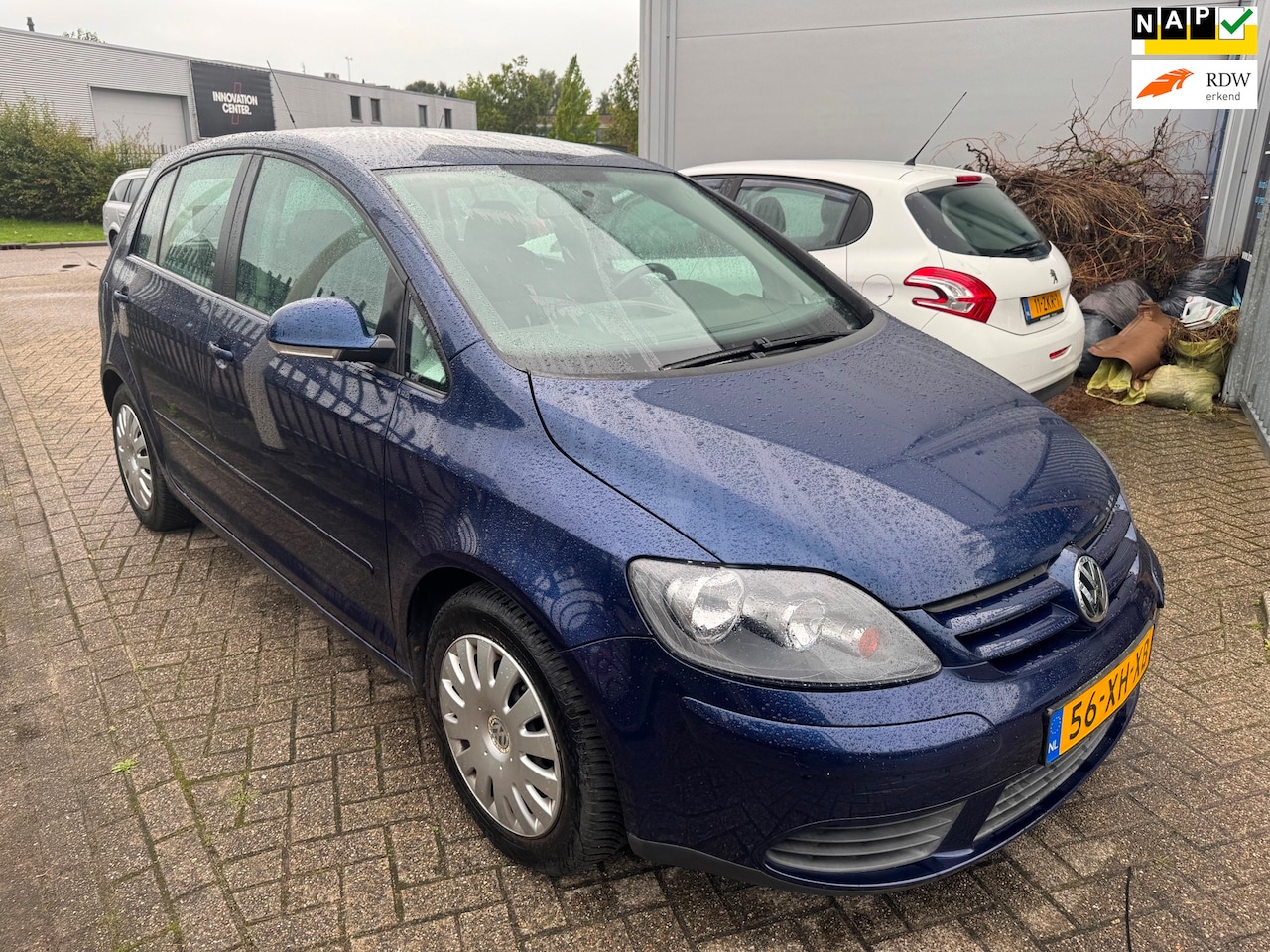 Volkswagen Golf Plus - 1.6 FSI Optive 3 AUTOMAAT, AIRCO - AutoWereld.nl
