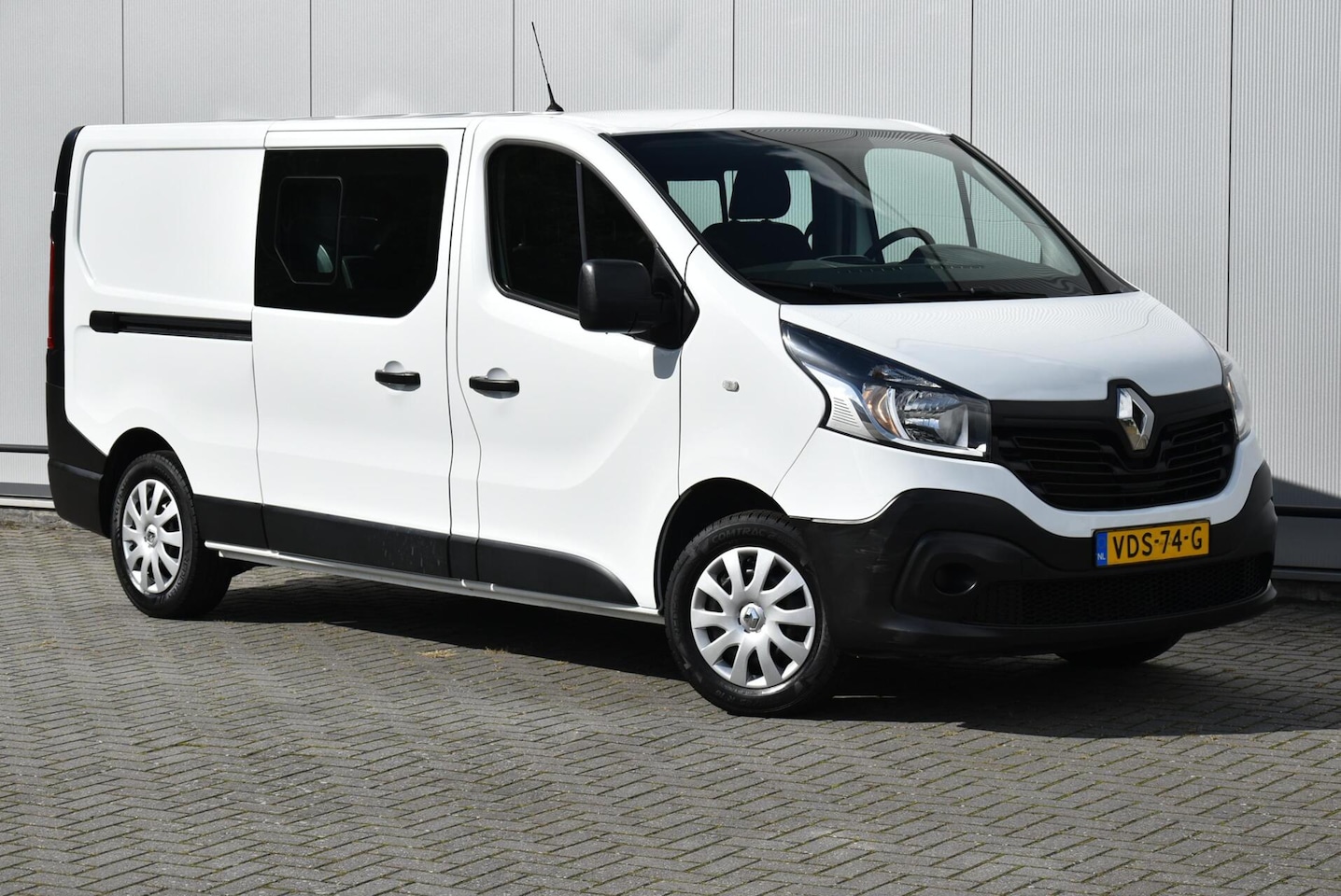 Renault Trafic - bestel 1.6 dCi T29 L2H1 DC Comfort - AutoWereld.nl