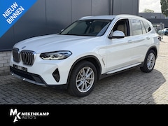 BMW X3 - xDrive30e 18"/Leder/Dodehoek/Camera/Keyless/LED/Navigatie