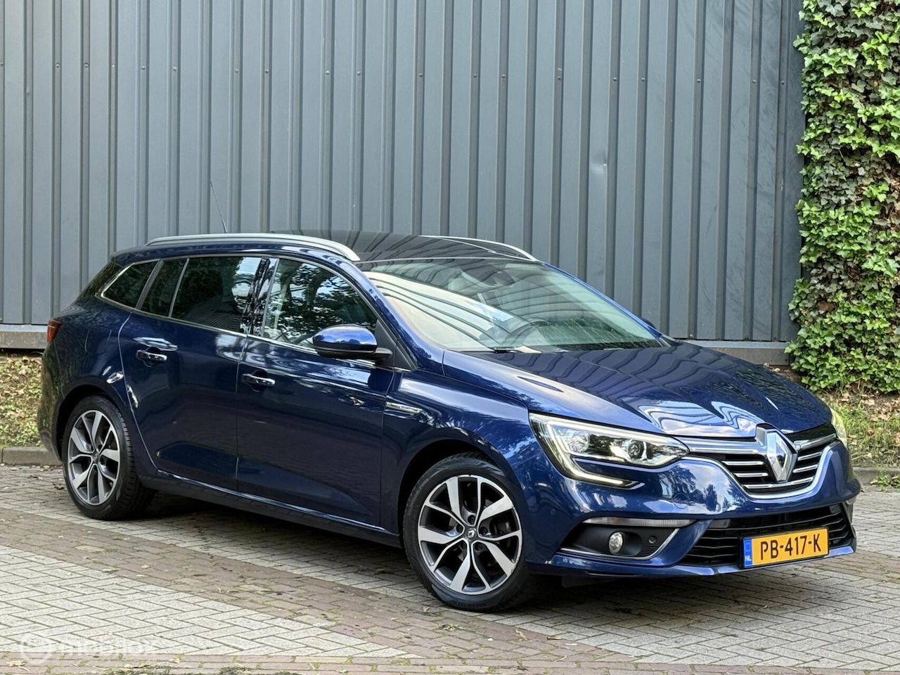 Renault Mégane Estate - 1.2 TCe Bose |Pano|Camera|Keyless|Nap - AutoWereld.nl