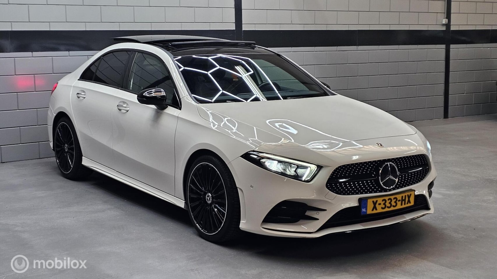 Mercedes-Benz A-klasse - AMG 180d Aut Business Solution - AutoWereld.nl