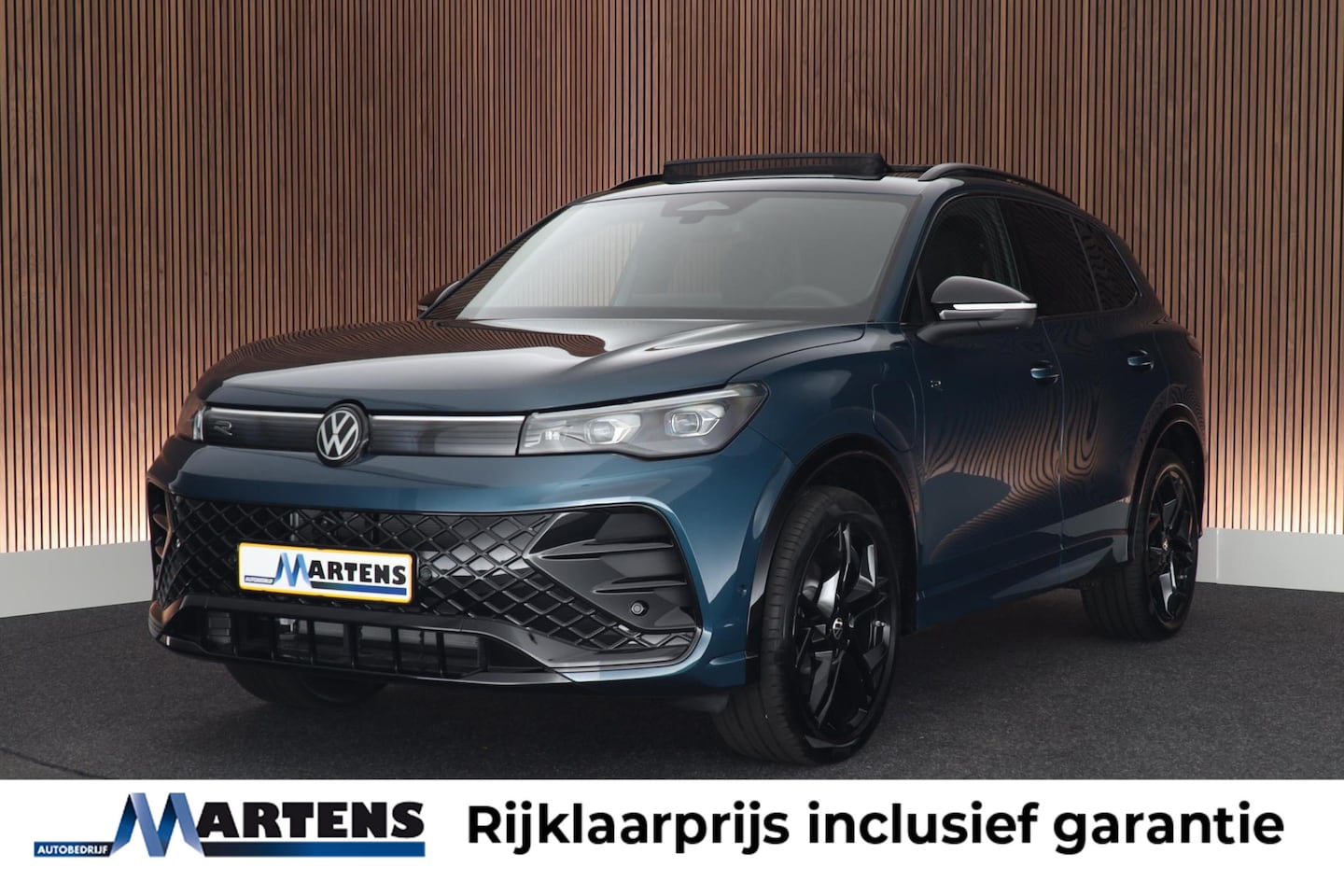 Volkswagen Tiguan - 1.5 eHybrid 272pk R-Line Edition Black Style Leder Trekhaak 360Camera HUD Keyless Massage - AutoWereld.nl