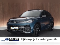 Volkswagen Tiguan - 1.5 eHybrid 272pk R-Line Edition Black Style Leder Trekhaak 360Camera HUD Keyless Massage