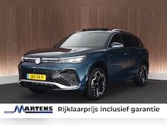 Volkswagen Tiguan - 1.5 272pk eHybrid R-Line Business Trekhaak Camera Keyless Massage Virtual Cockpit Panorama
