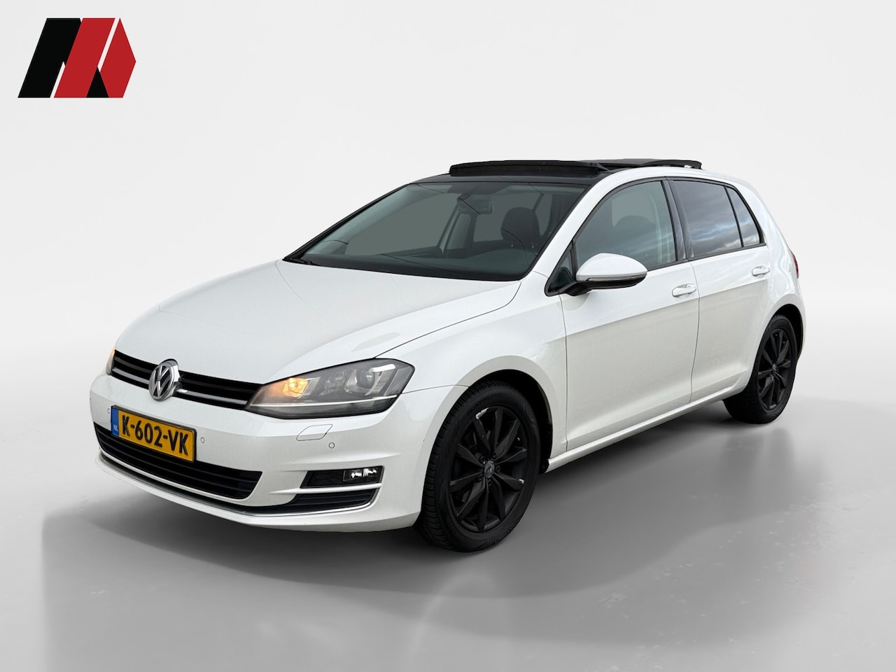 Volkswagen Golf - 1.4 TSI Highline | PANO | PDC | Comfortstoelen - AutoWereld.nl