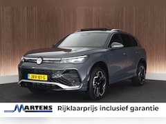 Volkswagen Tiguan - 1.5 272pk eHybrid R-Line Edition Trekhaak Camera Keyless Massage Virtual Cockpit Panoramad
