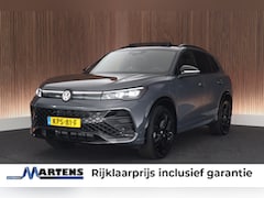 Volkswagen Tiguan - 1.5 eHybrid 272pk R-Line Edition Black Style Leder Trekhaak 360Camera HUD Keyless Massage