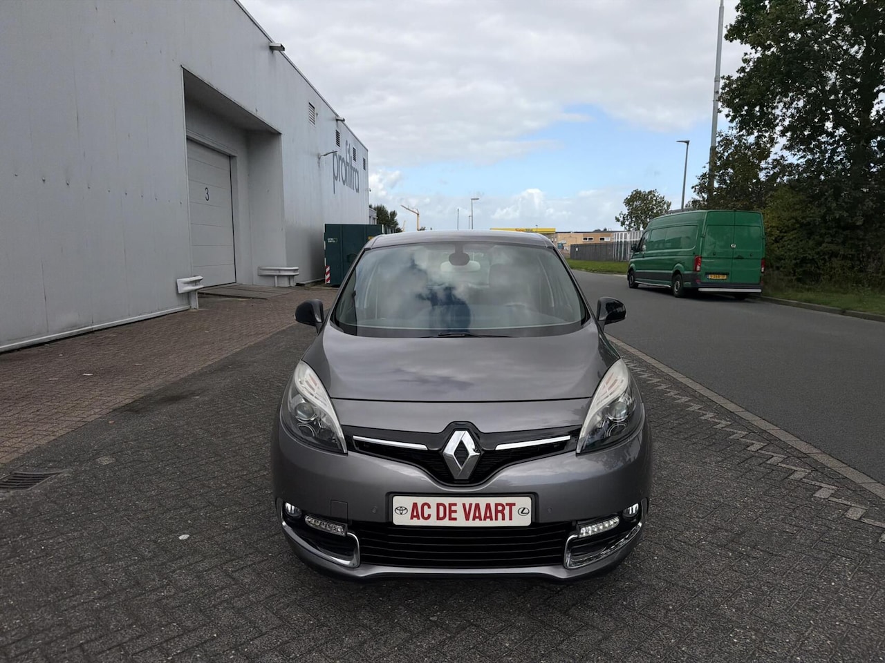 Renault Scénic - 1.2 TCe Bose - CLIMA/NAVI/PDC/TREKHAAK/NAP - AutoWereld.nl
