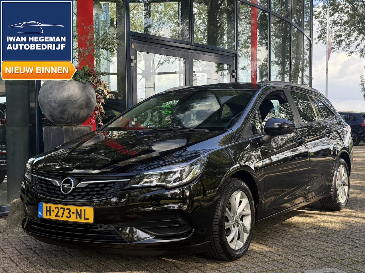 Opel Astra Sports Tourer - 1.2 Edition | Navigatie via Apple Carplay | Climate Control | Cruise Control | Trekhaak - AutoWereld.nl
