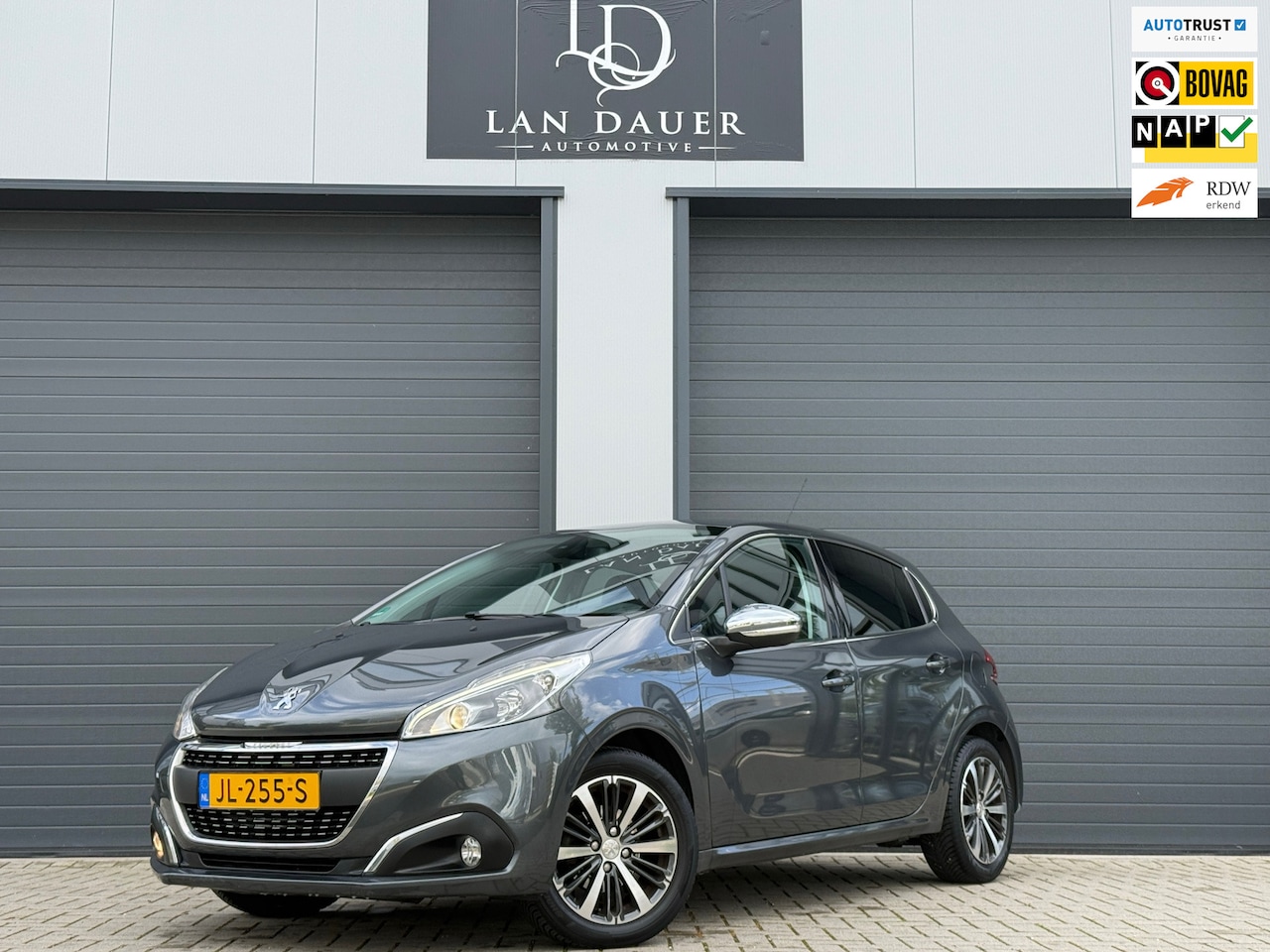 Peugeot 208 - 1.2 PureTech Allure / NAVI / BOEKEN AANWEZIG NAP - AutoWereld.nl