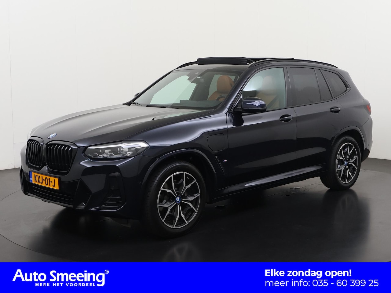 BMW X3 - xDrive30e M Sport Shadow | Panoramadak | Leder | Live Cockpit Professional | Zondag Open! - AutoWereld.nl